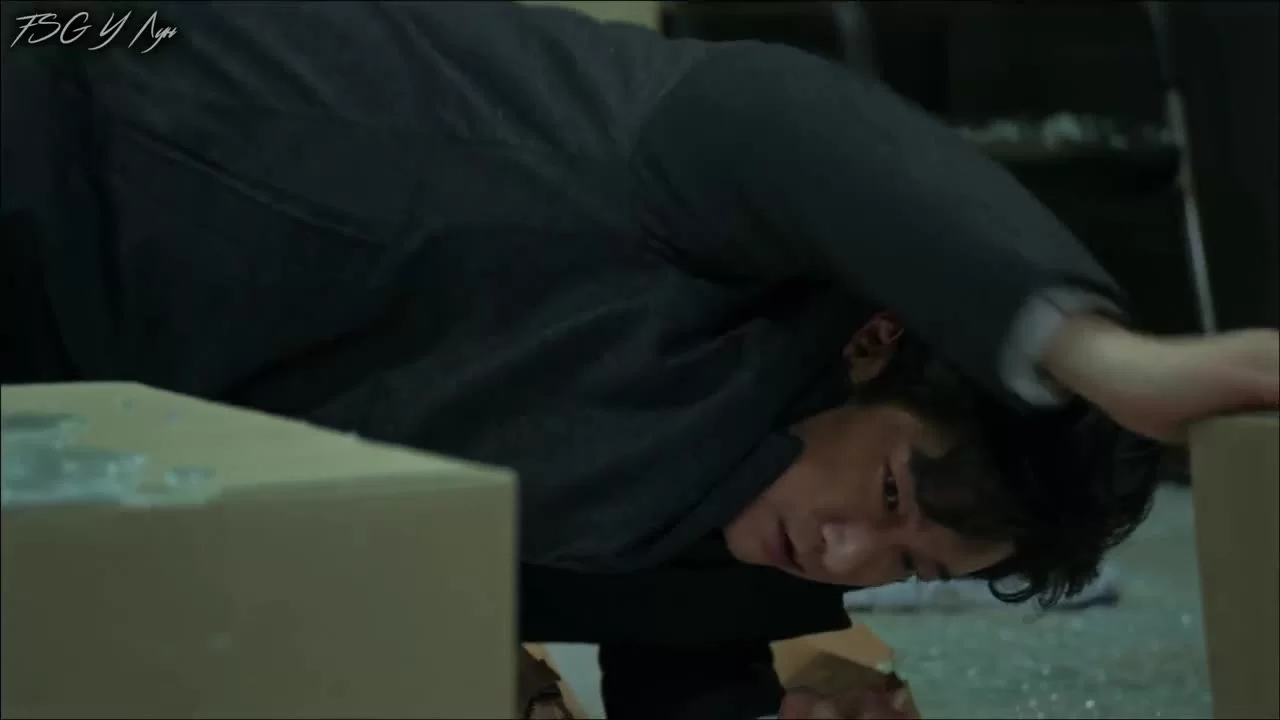 Незнакомец 1 серия