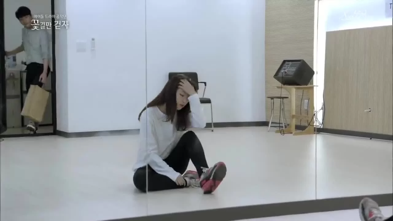 Путь, устланный цветами 7 серия