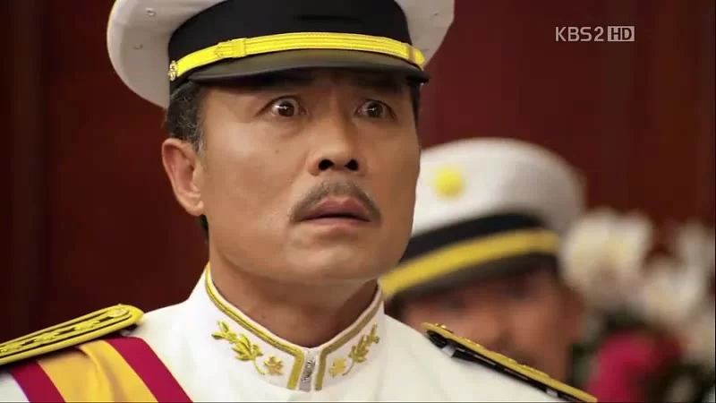 Мститель в маске (2010) 14 серия