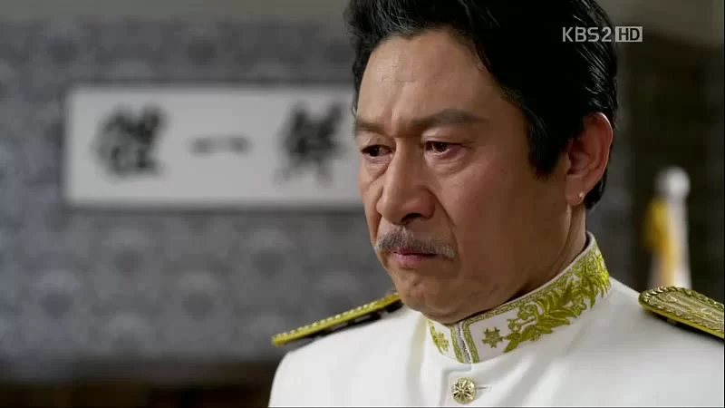 Мститель в маске (2010) 3 серия