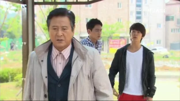 Мисс Панда и мистер Ёж (2012) 1 серия