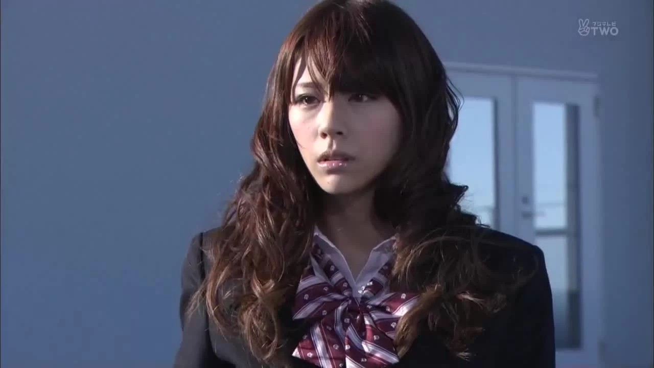 Двуличная девчонка! 1 серия