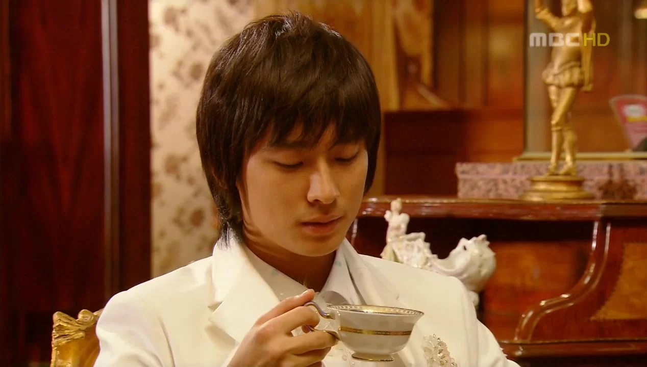 Дворец 9 серия