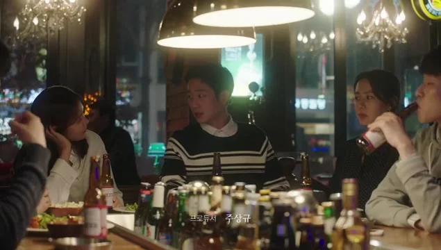 Красивая сестра, которая покупает мне еду 4 серия