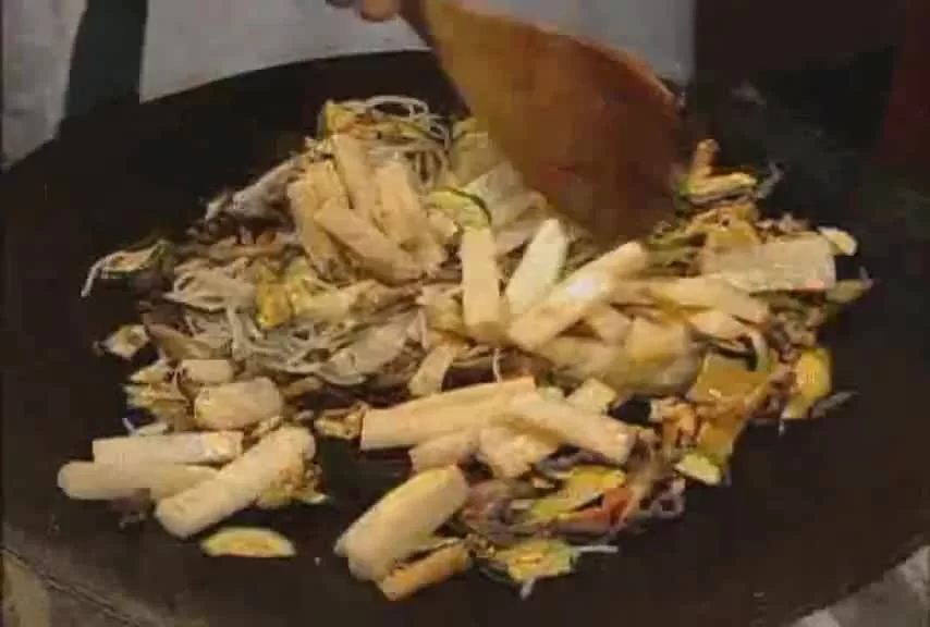 Жемчужина дворца 18 серия