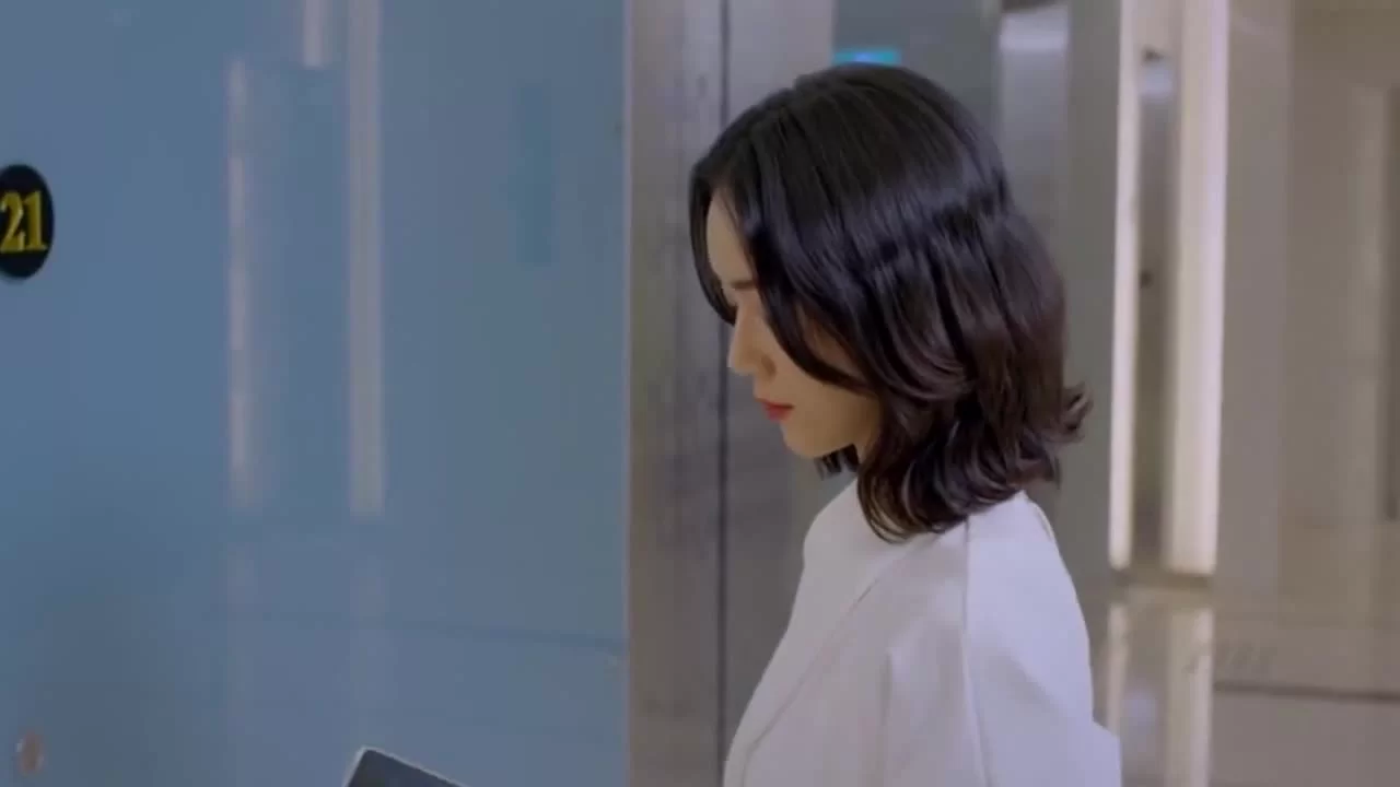 Удивительная женщина (2020) 8 серия