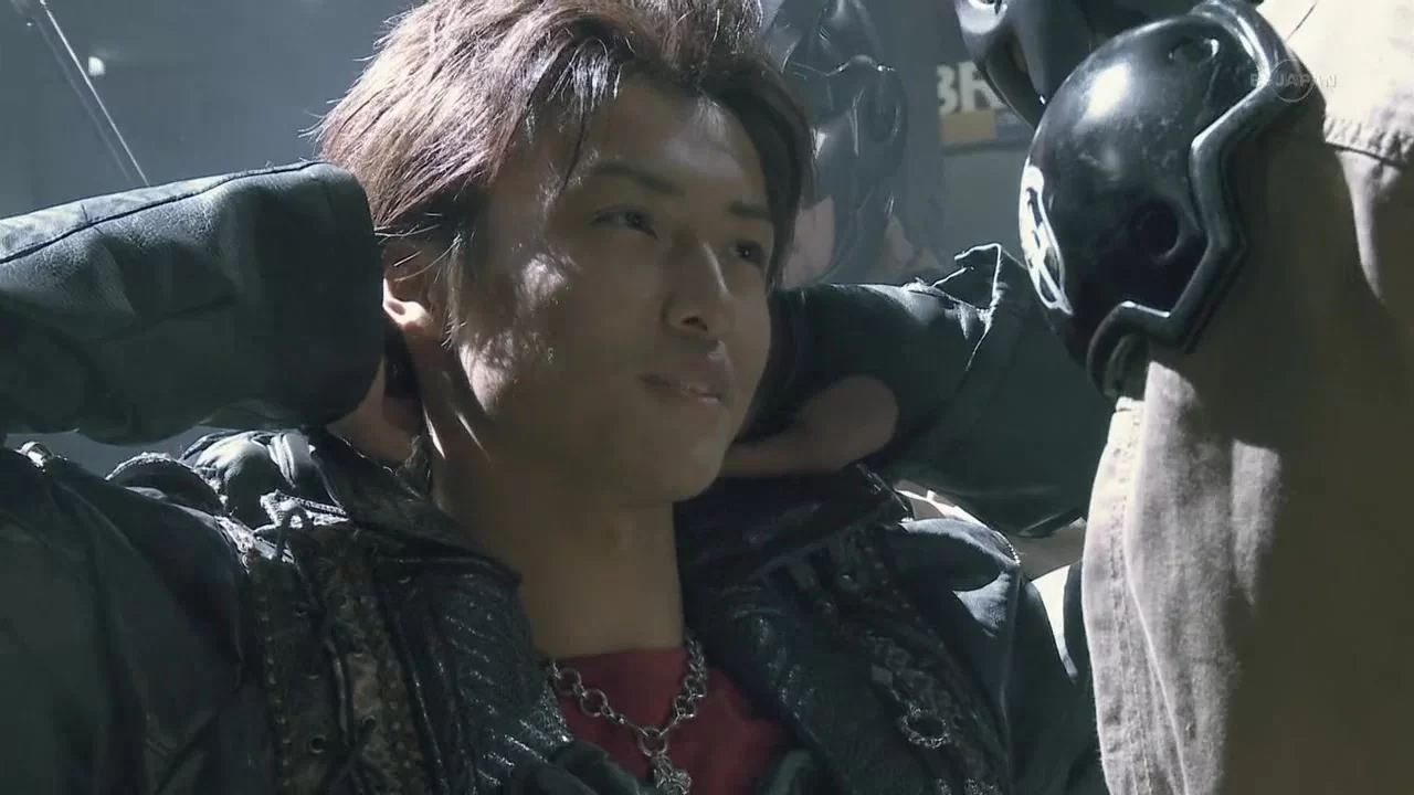 Гаро: Сияющий во тьме 1 серия