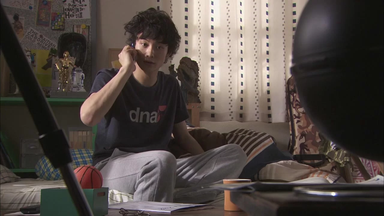 Дневник будущего: Другой мир 1 серия