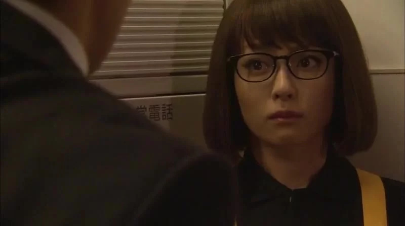 Домохозяйка-детектив: Я тень 4 серия