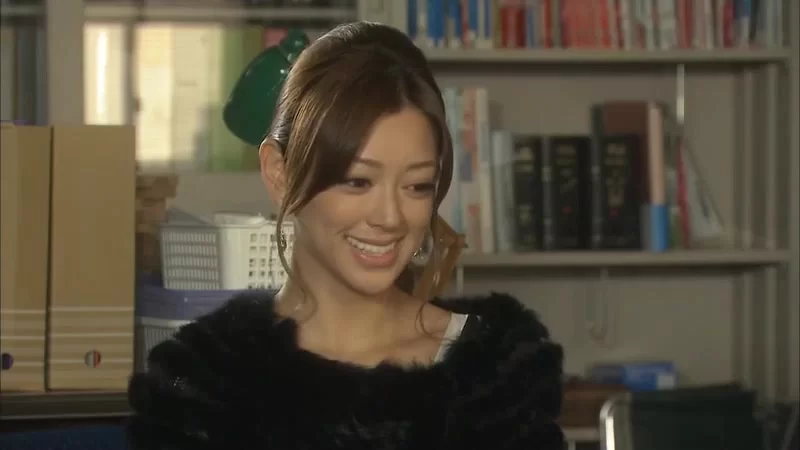 Домохозяйка-детектив: Я тень 5 серия