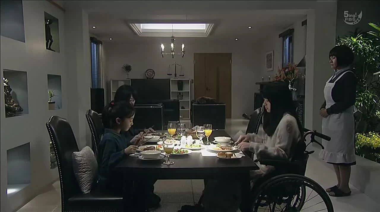 Завтра мамы здесь не будет 3 серия