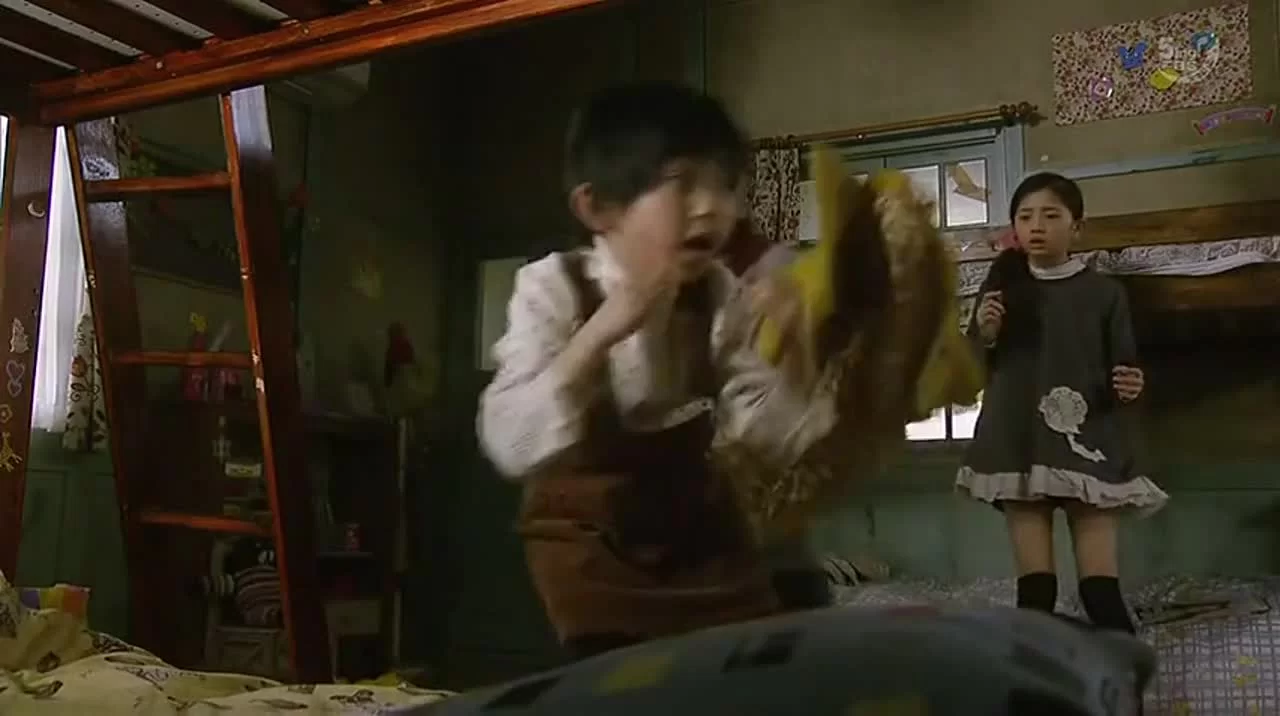 Завтра мамы здесь не будет 7 серия