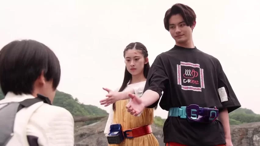 Камен Райдер Ревайс (2021) 43 серия