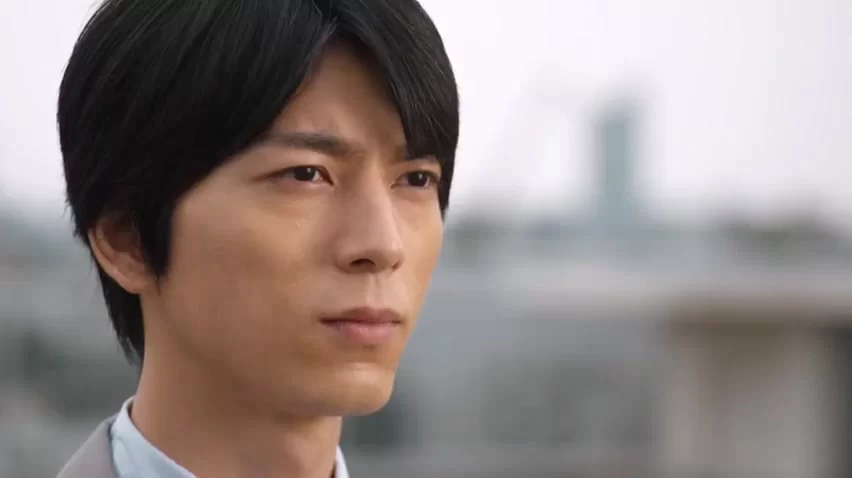 Камен Райдер Ревайс 44 серия