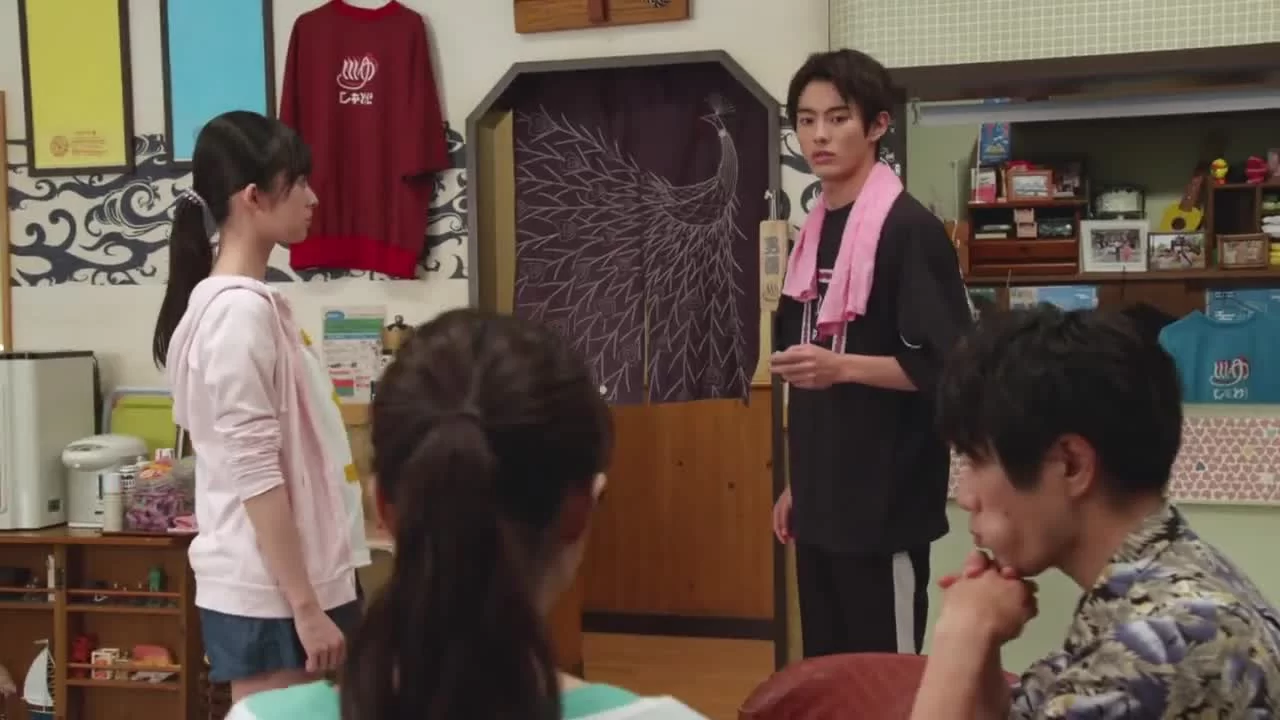 Камен Райдер Ревайс 6 серия