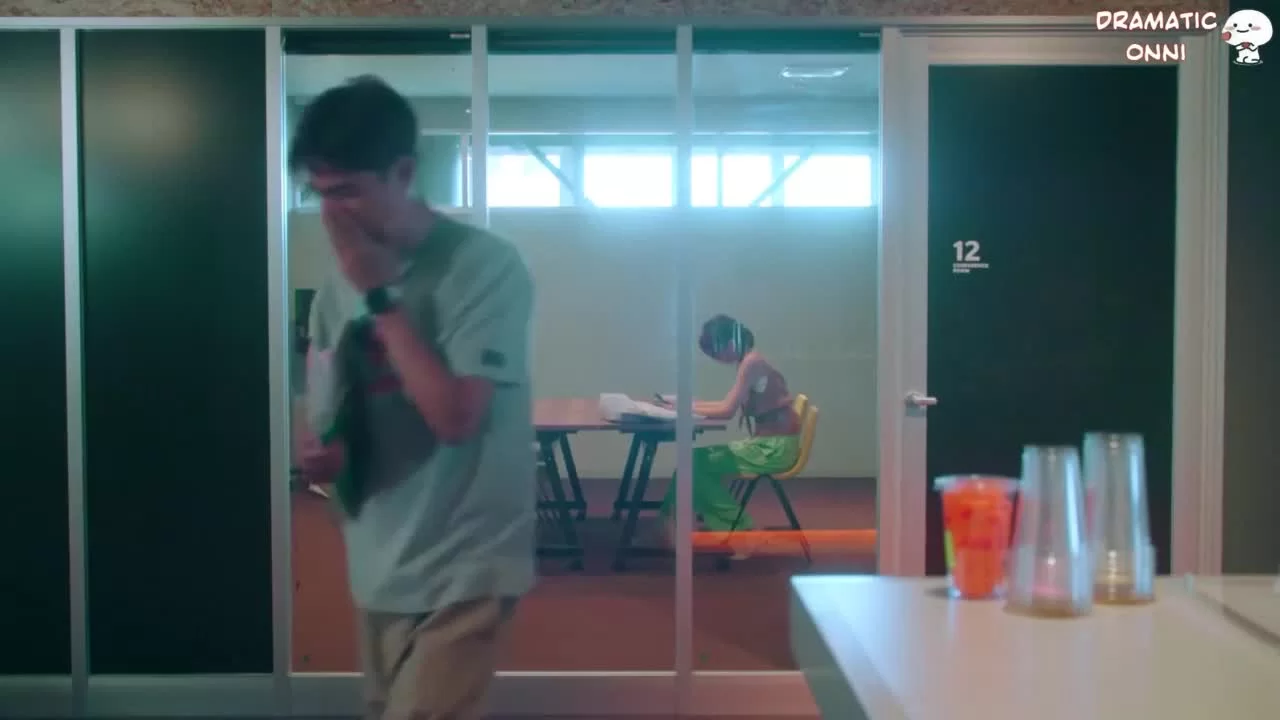 Мой парень не хочет близости со мной (2022) 7 серия