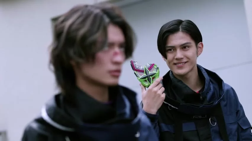 Наездник в маске Гитс (2022) 8 серия