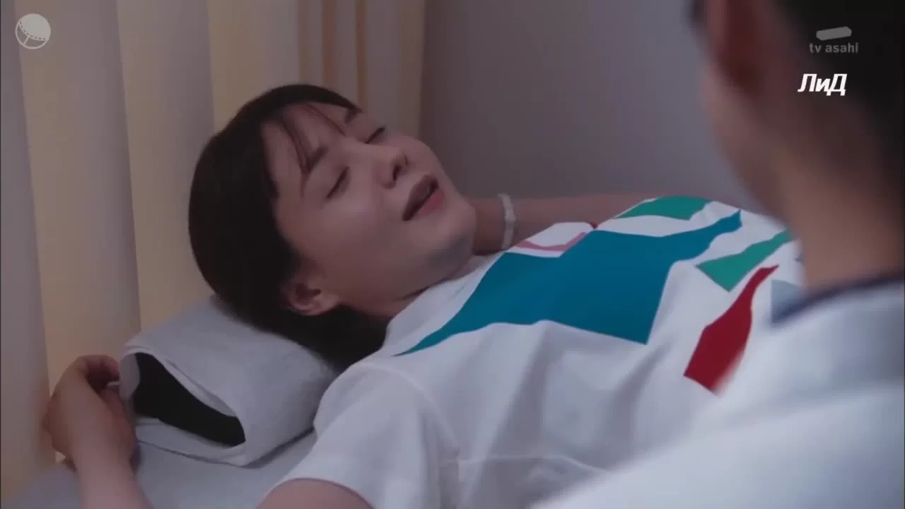 Не плачьте, доктор-стажер 8 серия