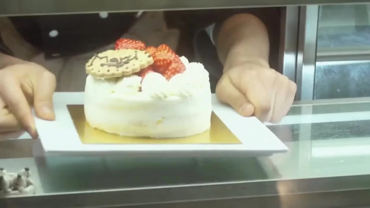 Парень младше 9 серия