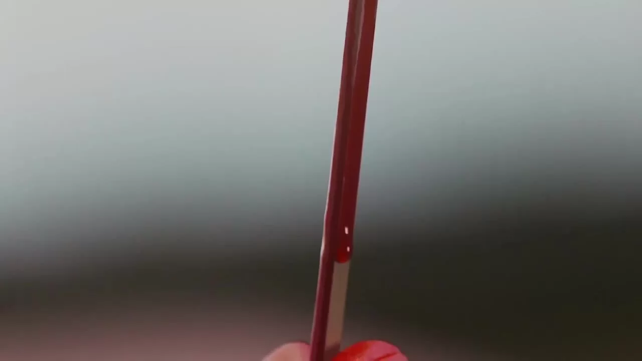 С нами явно что-то не так (2020) 1 серия