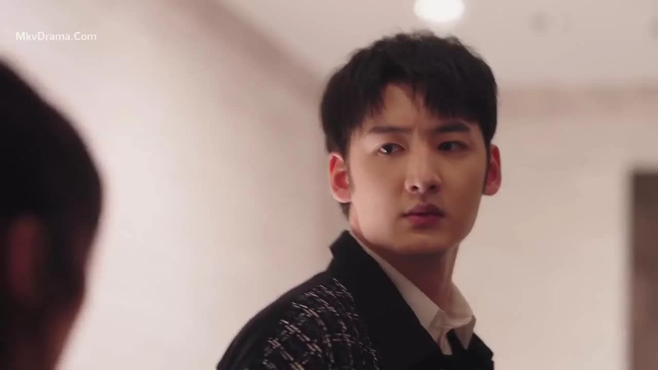 Ассистент Суперзвезды 5 серия