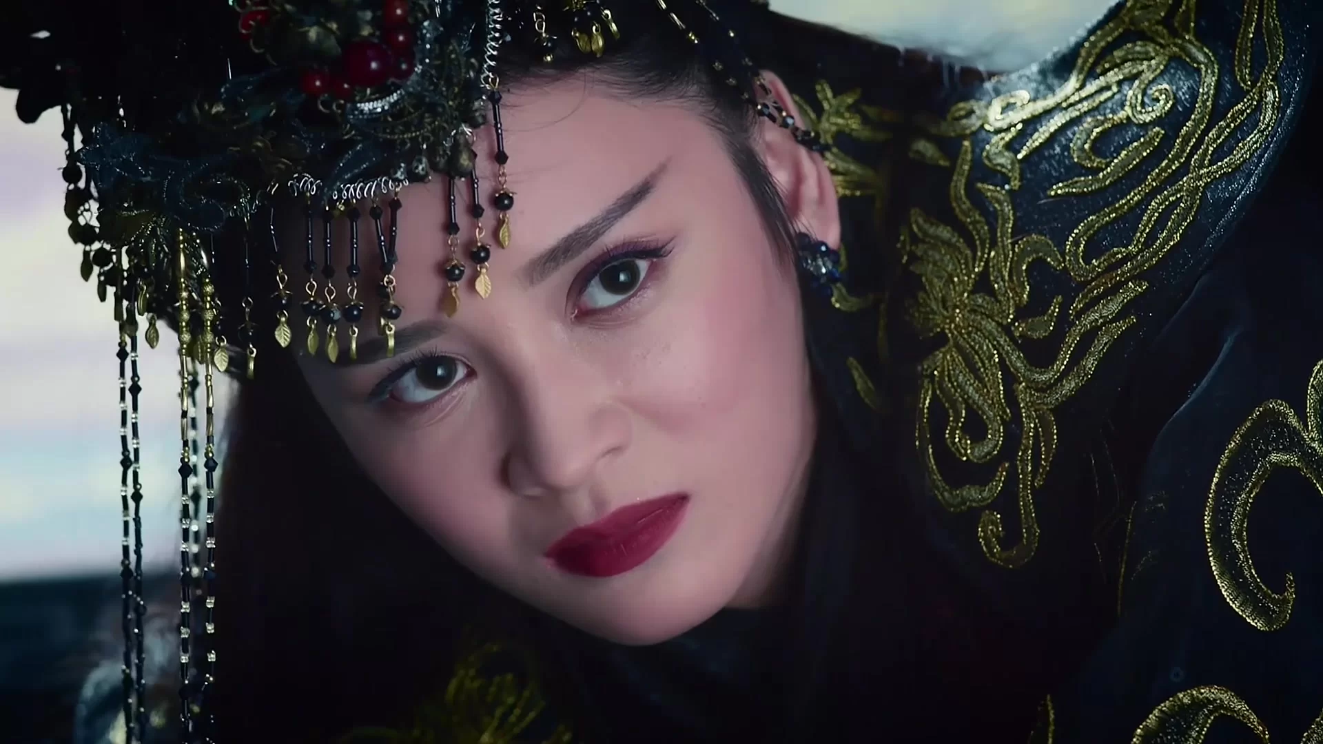 Удушающая сладость, заиндевелый пепел 61 серия