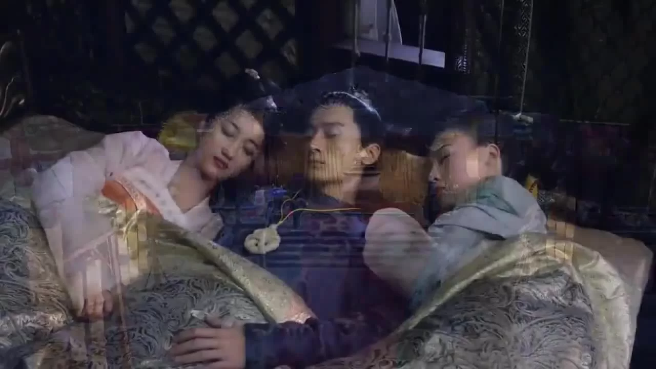 Красавицы из ларца 1 серия