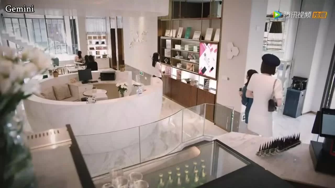 Молодая и прекрасная 7 серия