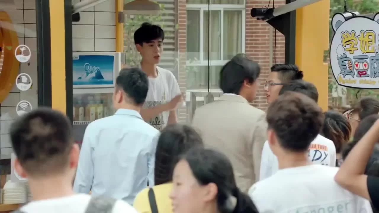 Молодость должна быть ранней (2019) 3 серия