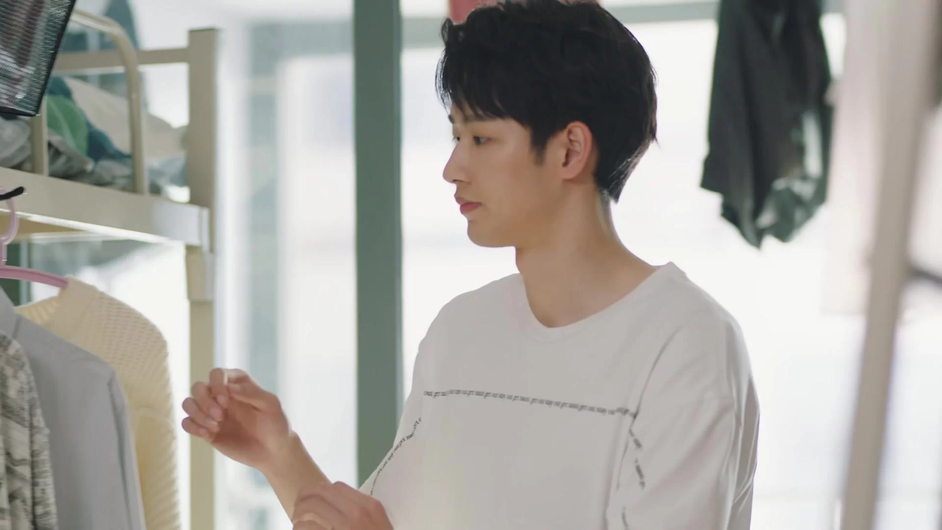 Он, что из далёкого далёка 8 серия