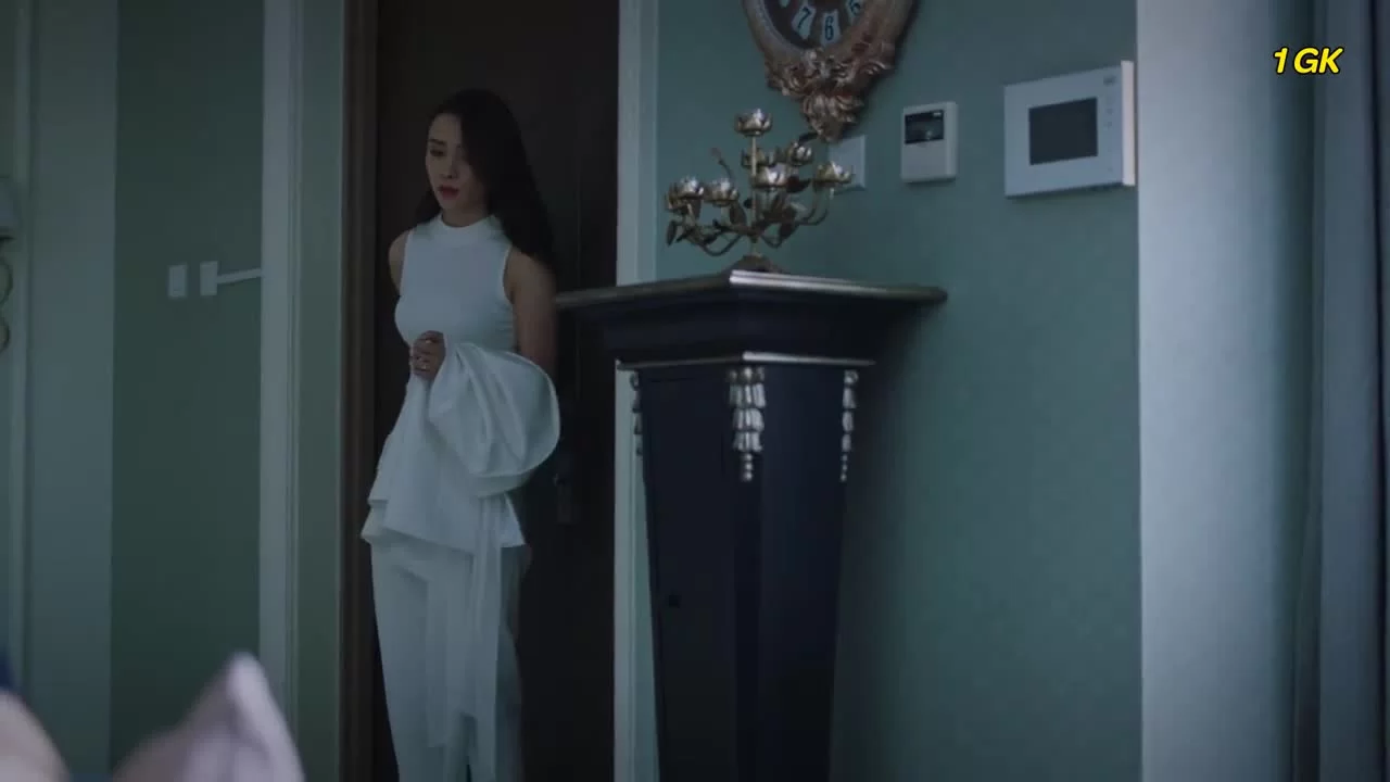 Опасайтесь её (2020) 1 серия