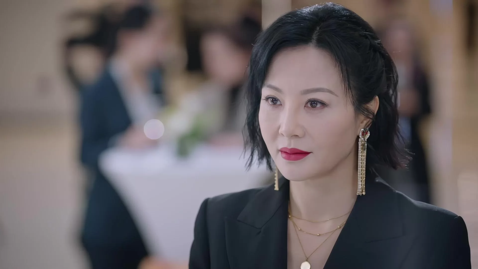 Посторонний 25 серия