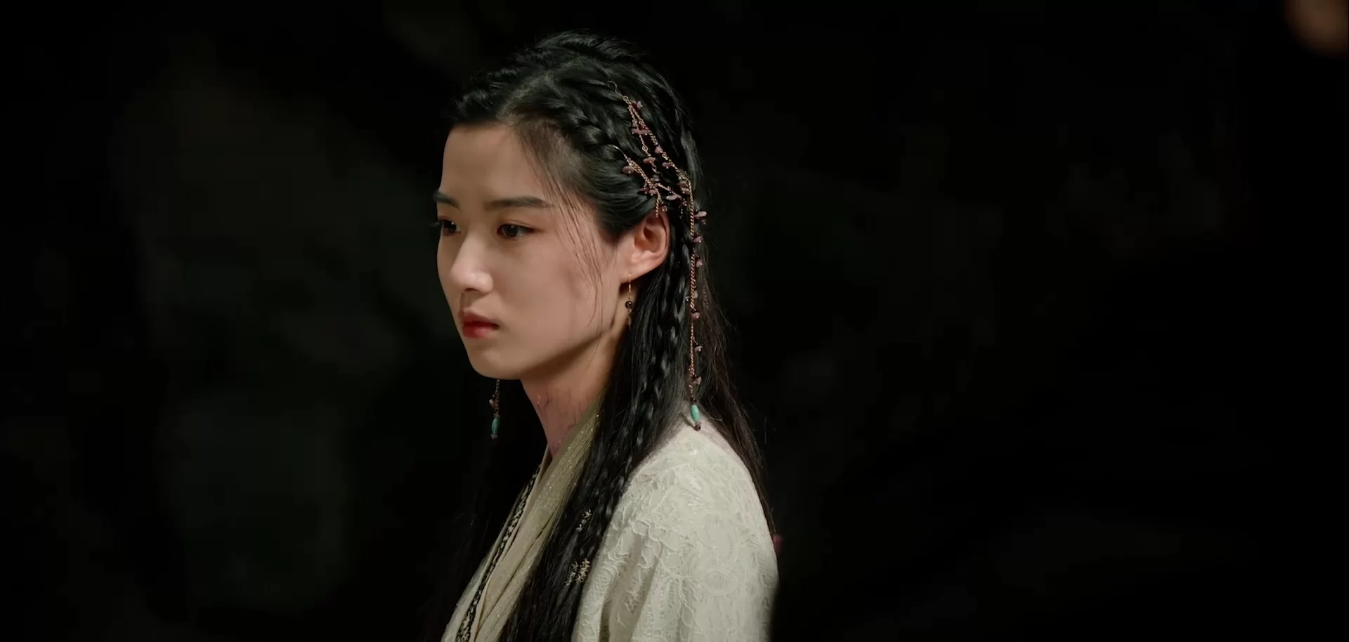 Расколотая битвой синева небес 2 12 серия