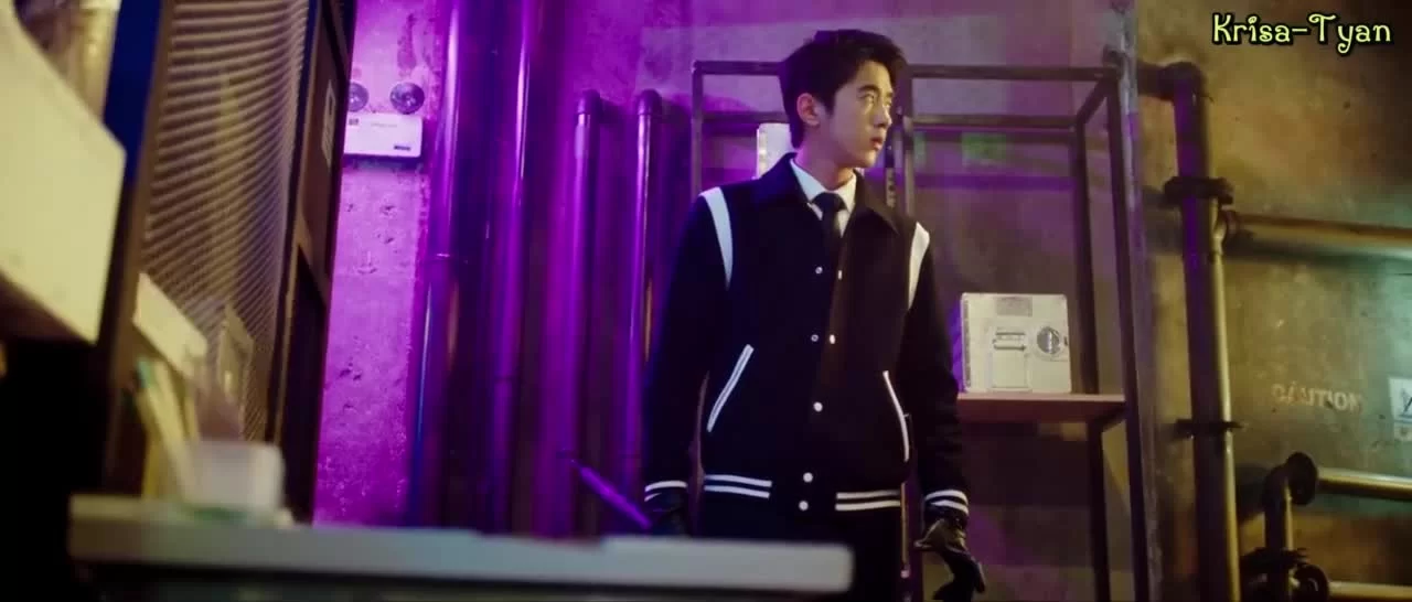 Робот в апельсиновом саду (2022) 1 серия