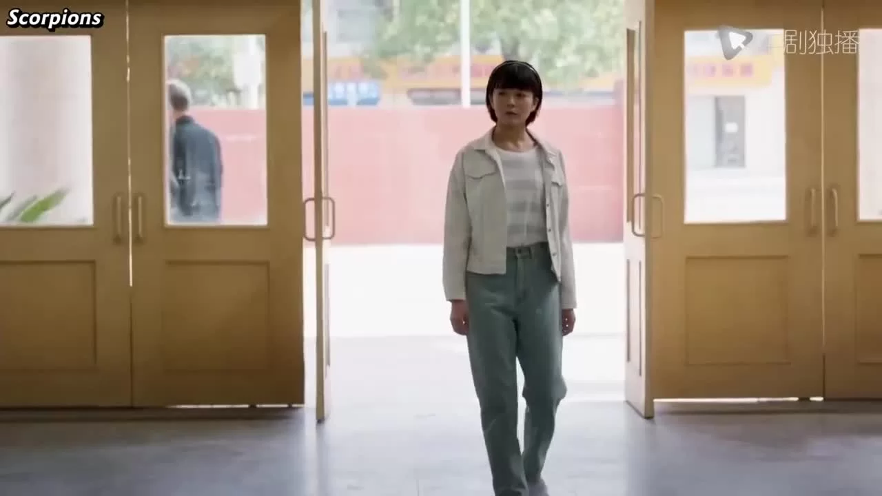 Сложности среднего возраста (2022) 1 серия