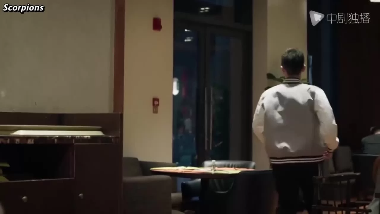 Сложности среднего возраста (2022) 2 серия