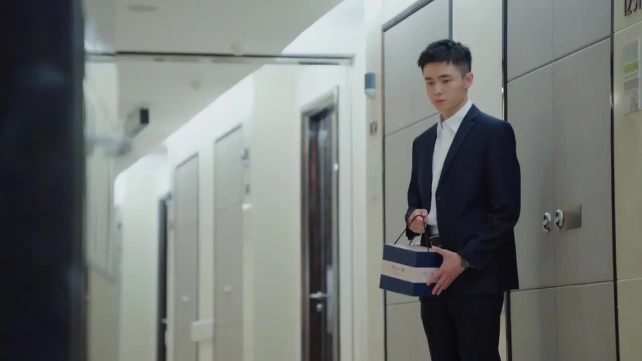 Год без работы 20 серия