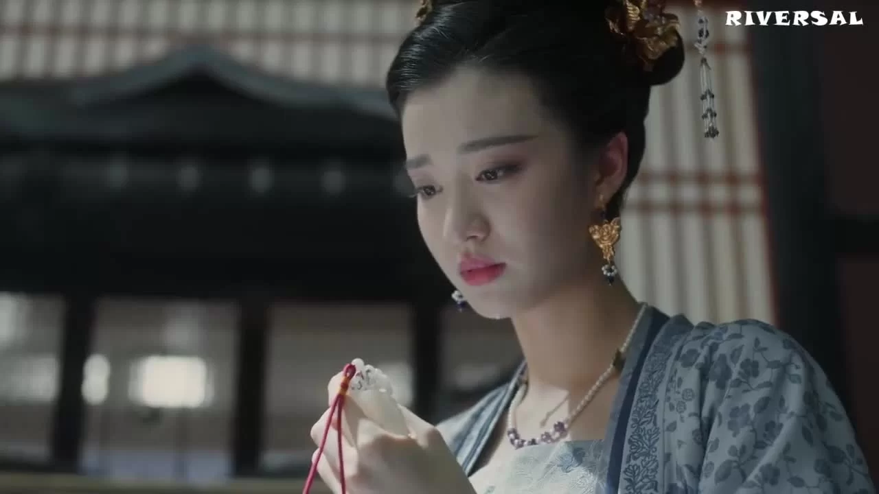 Закрывшись в одиноком замке 54 серия