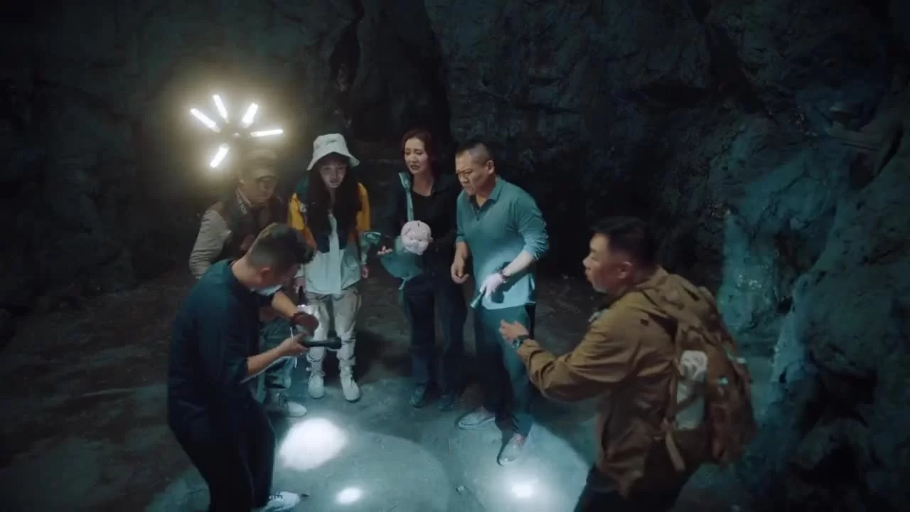 Бездна в прямом эфире (2025) 6 серия