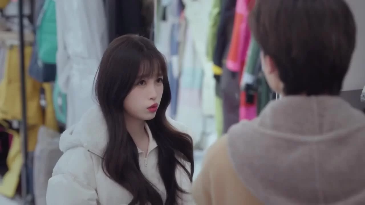 Тише, король спит (2025) 4 серия