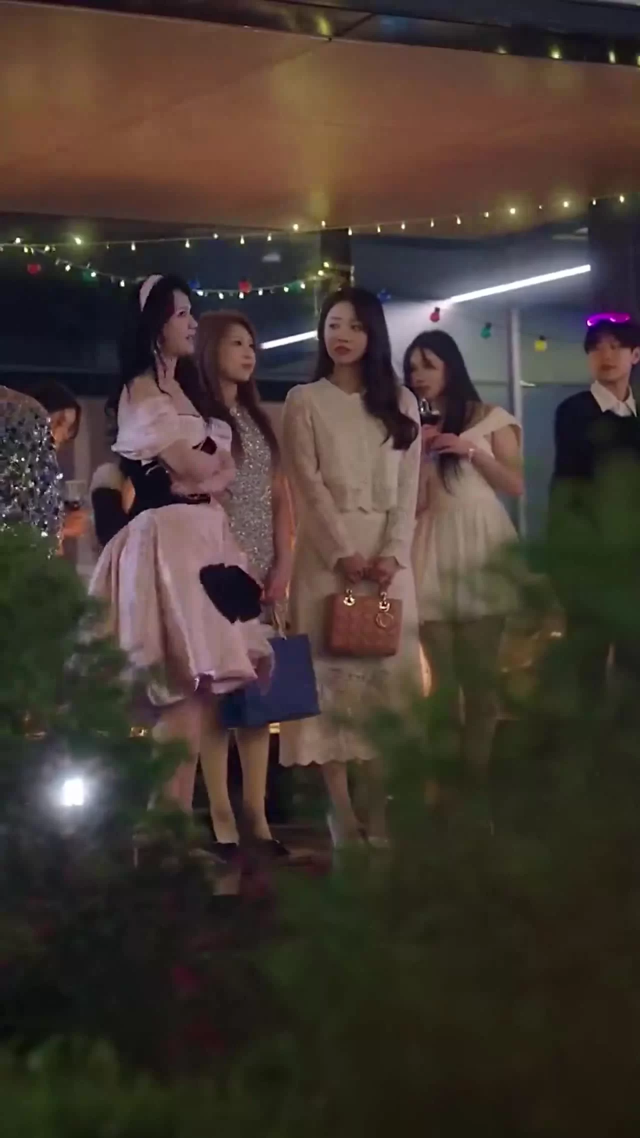 Роковое ночное пламя (2025) 23 серия