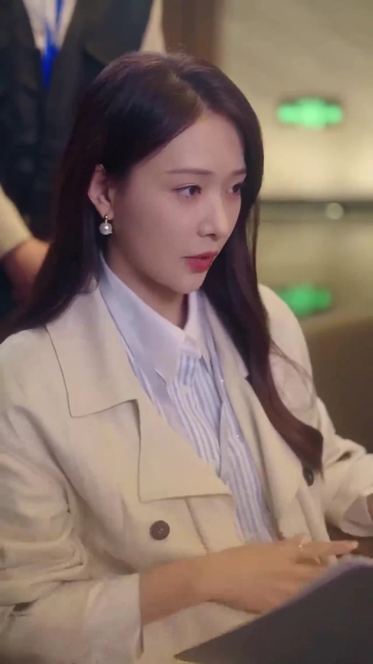 Роковое ночное пламя (2025) 8 серия