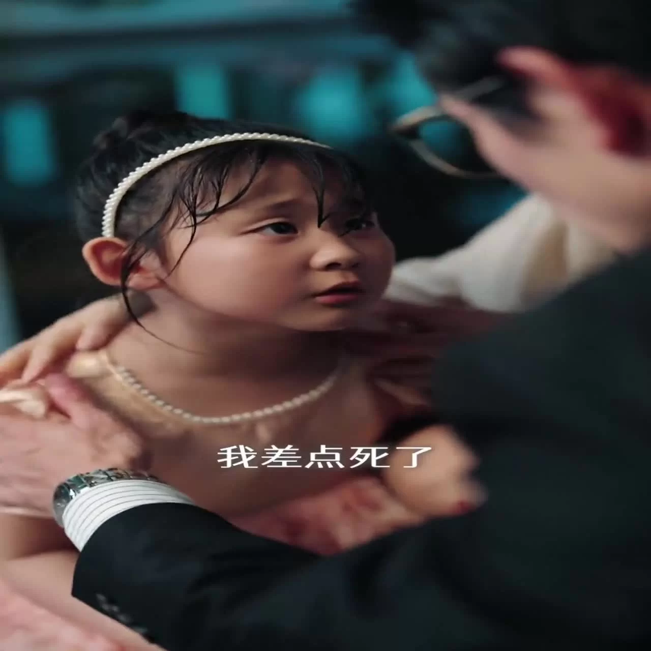 18-летняя прабабушка наводит порядок в семье 11 серия