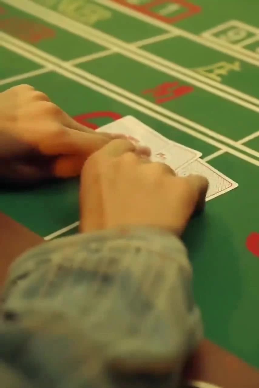 18-летняя прабабушка наводит порядок в семье 20 серия