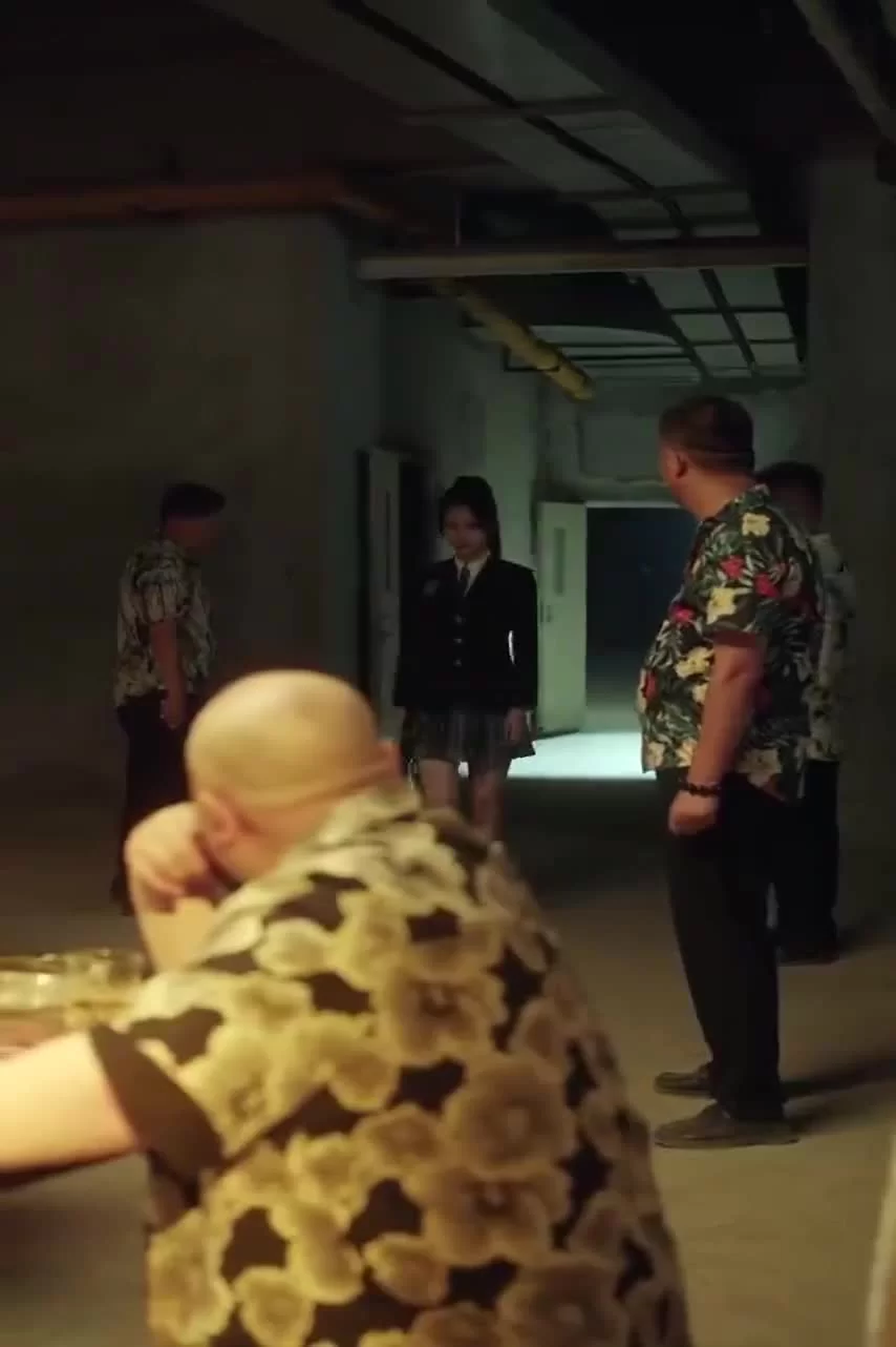 18-летняя прабабушка наводит порядок в семье 21 серия