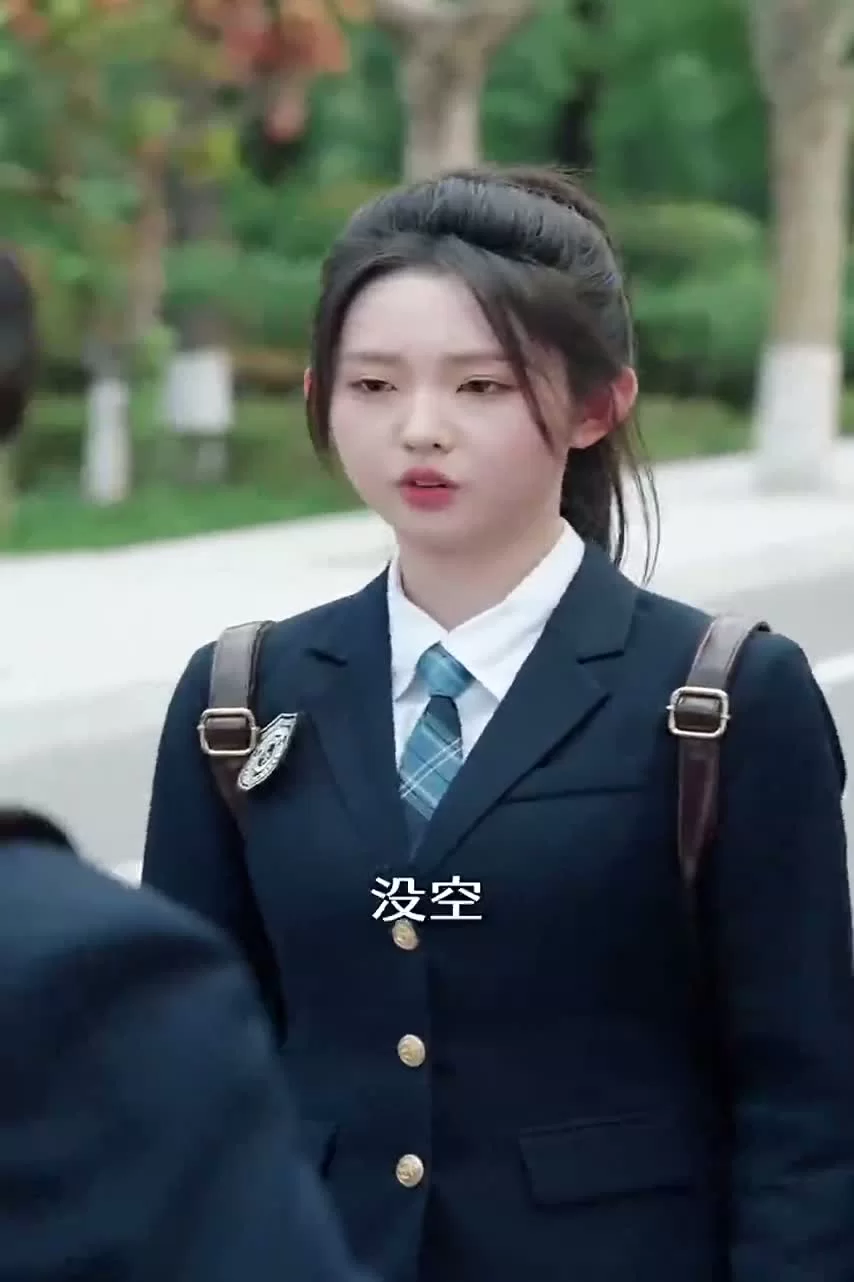 18-летняя прабабушка наводит порядок в семье 76 серия