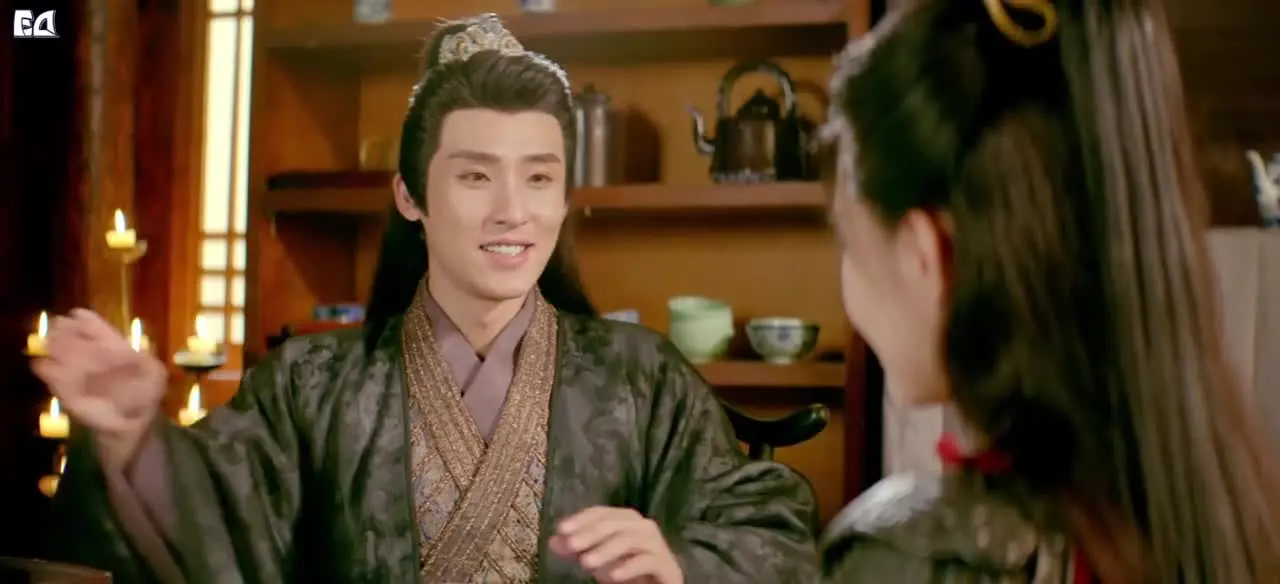 Её величество Феникс 1 серия