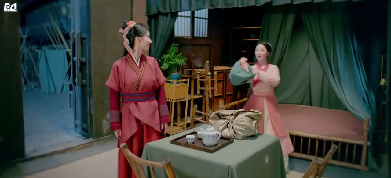 Её величество Феникс 19 серия