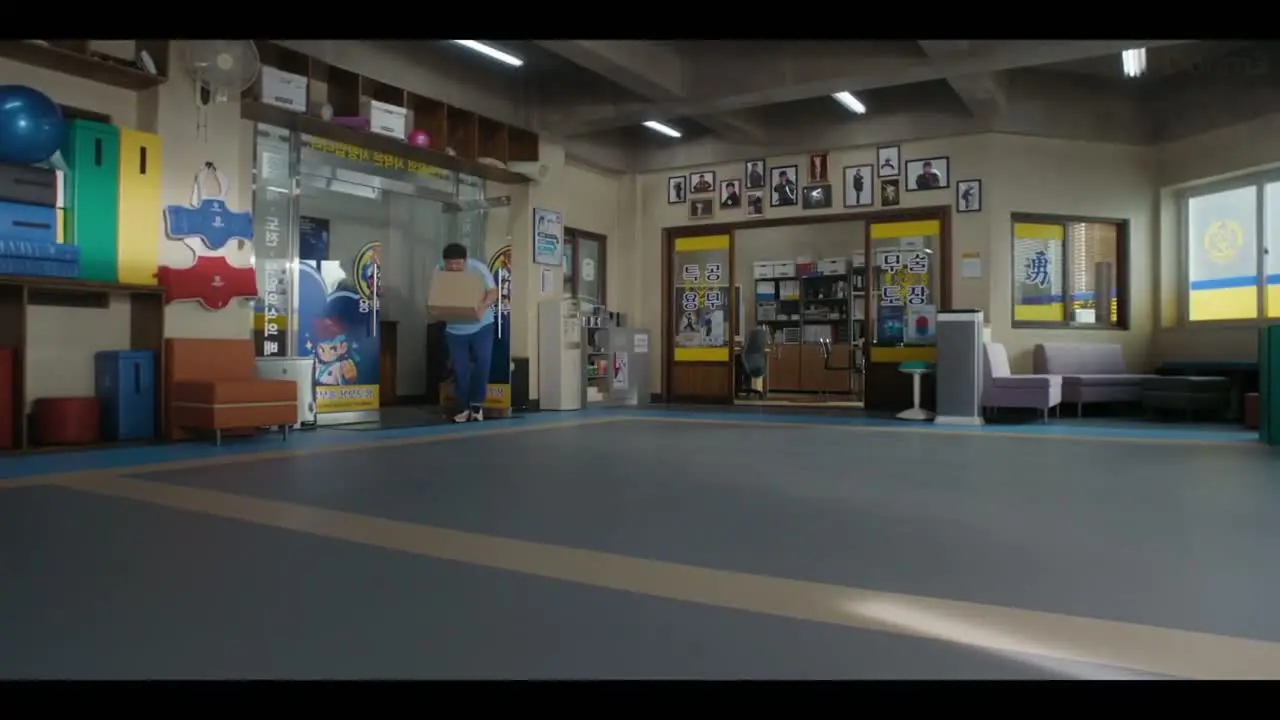 Наш соседский спецназ 4 серия