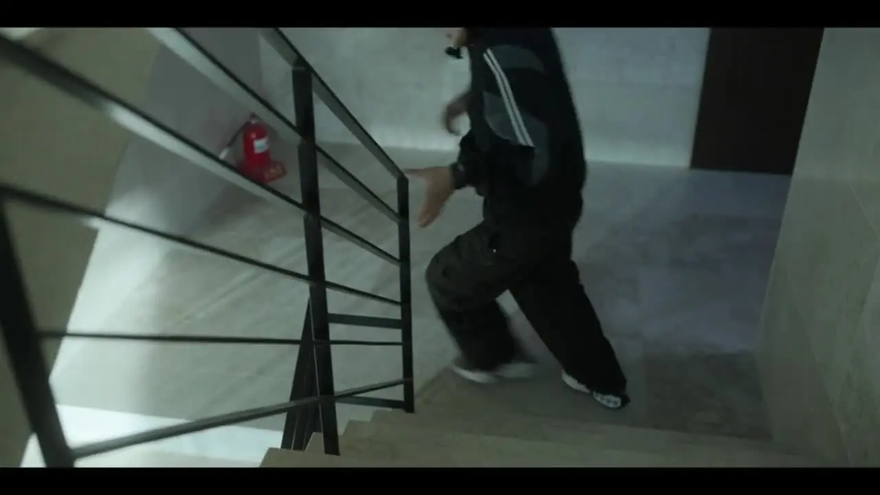 Слепленный город (2025) 1 серия